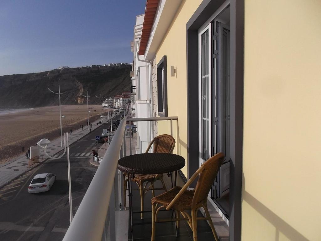 Na Crista Da Onda 2* Nazaré